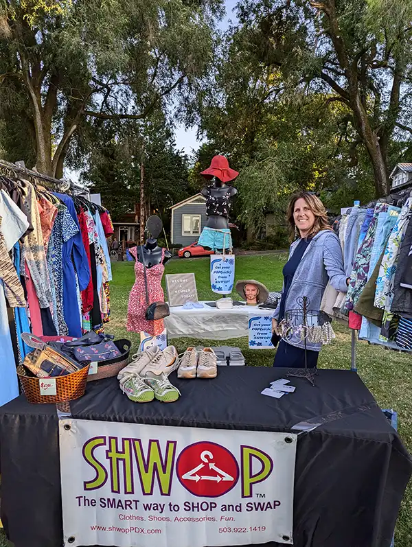 Shwop vendor table