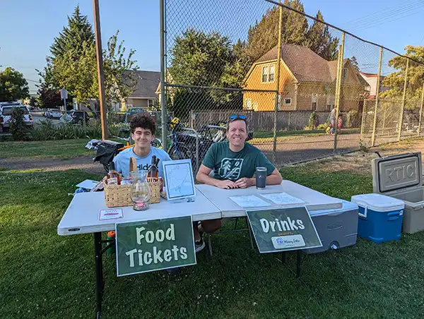 Food and Drink table